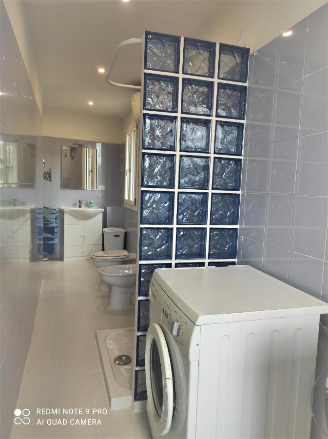 Apartamento Attico Rucellai Con Terrazza Super Vista Florencia Exterior foto